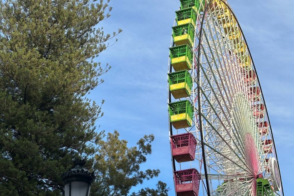 Noria iluminada de la Navidad de Vigo